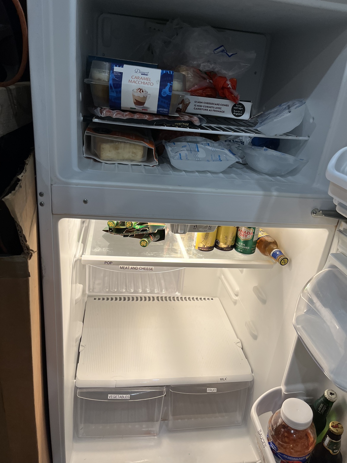 Frigidaire White fridge - photo 2