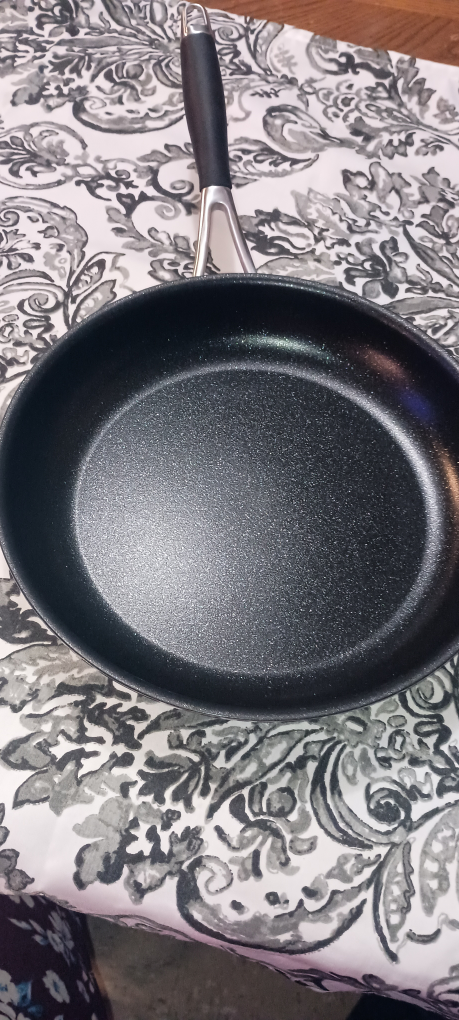 brand new frying  pan never used - photo 2