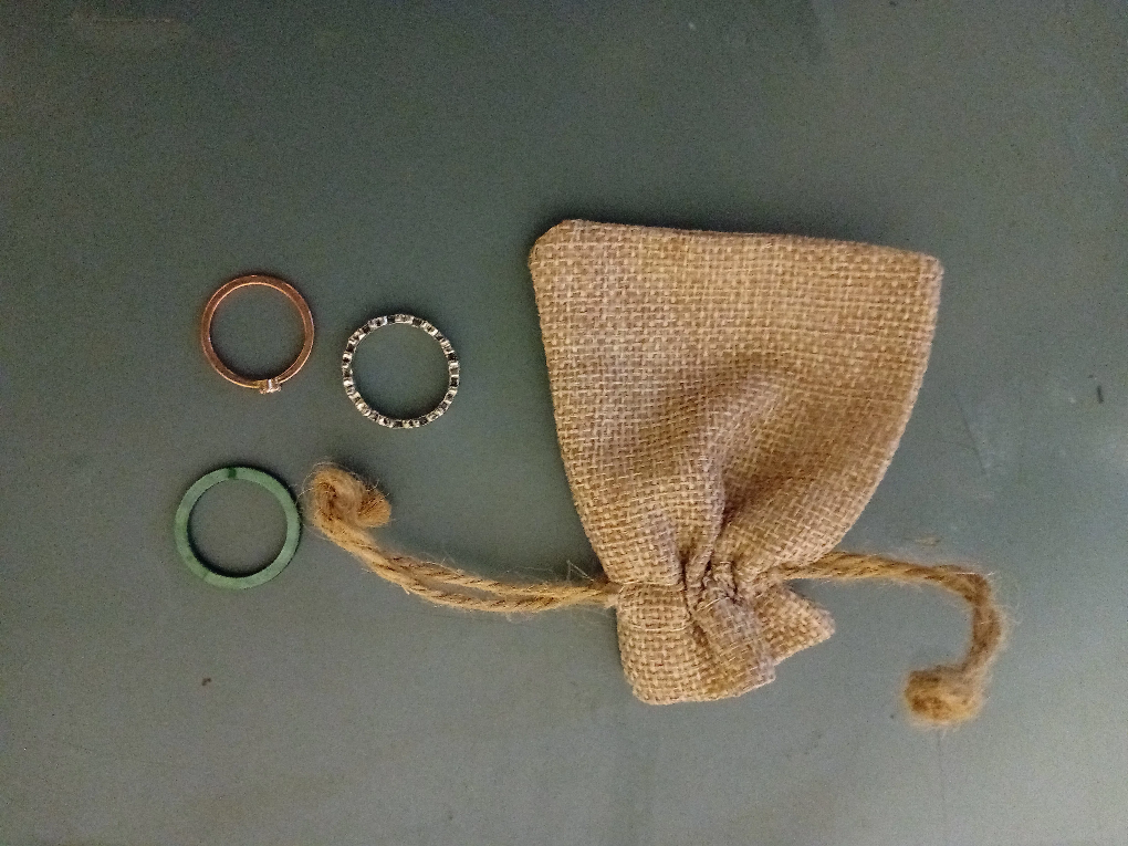 Rings with free bag!!