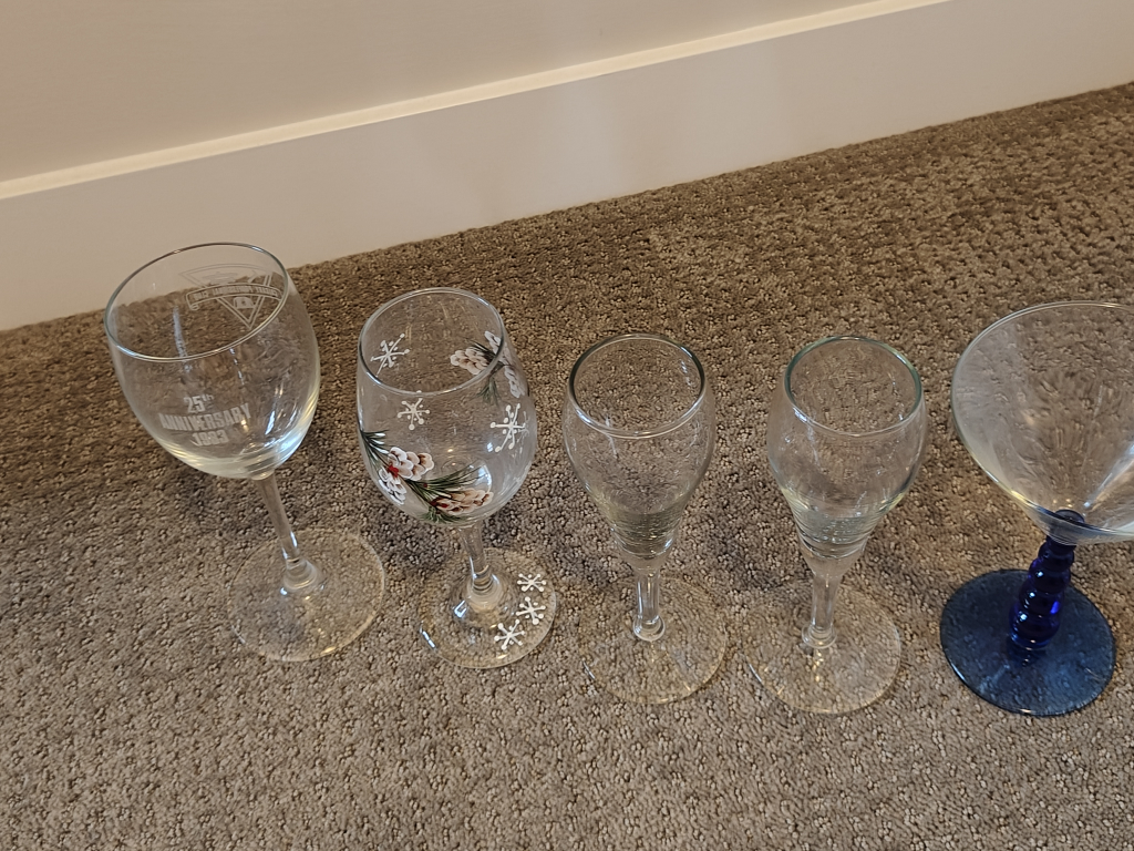 Wine Cocktail Martini Champagne Beer - Stem Bar Glasses image indicator(3)