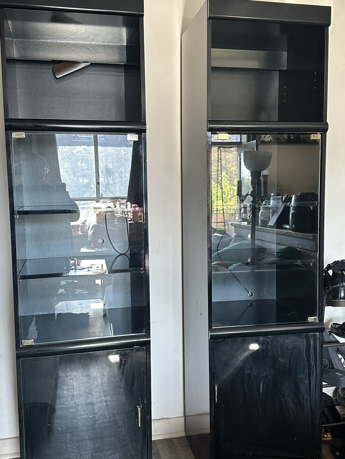 Black Glass door cabinets - photo 3