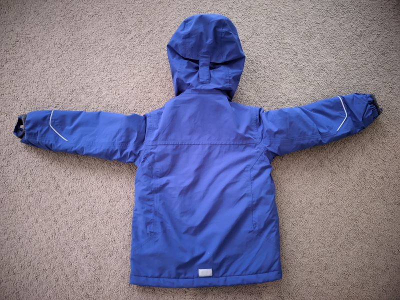 Gently used boys Lands End size 5/6 years old winter jacket image indicator(5)