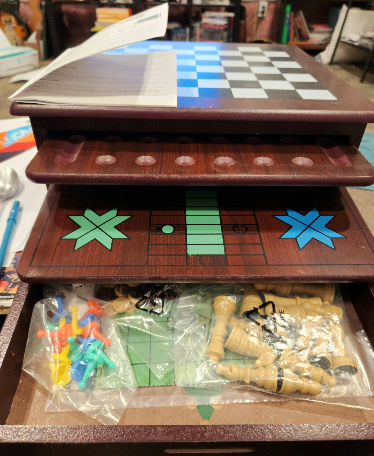 10 Board Games in one - photo 2