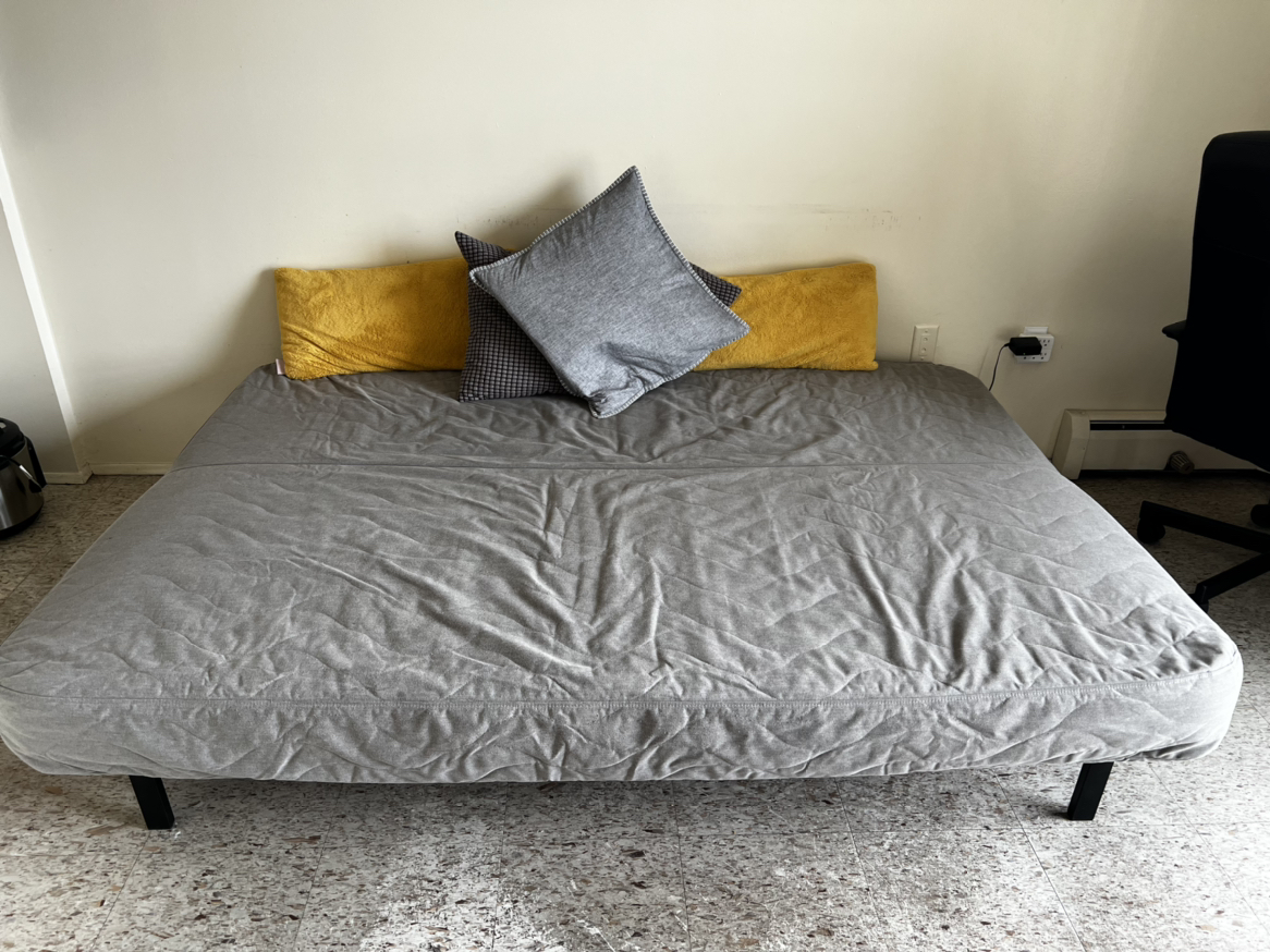 Ikea sofa bed with free cushions
