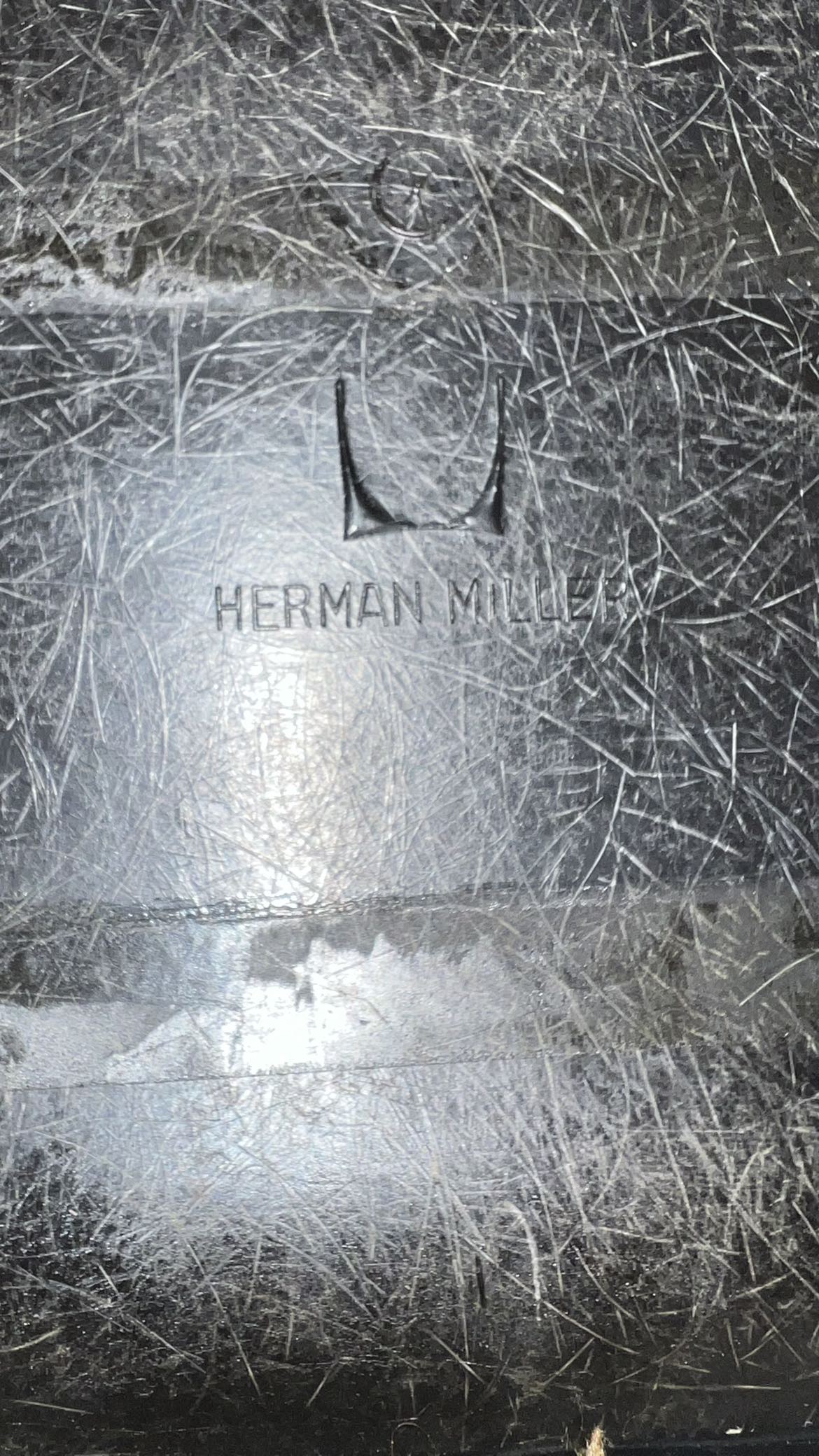 Vintage 1970 Eames Shell Chair w/Aluminum Base - photo 5