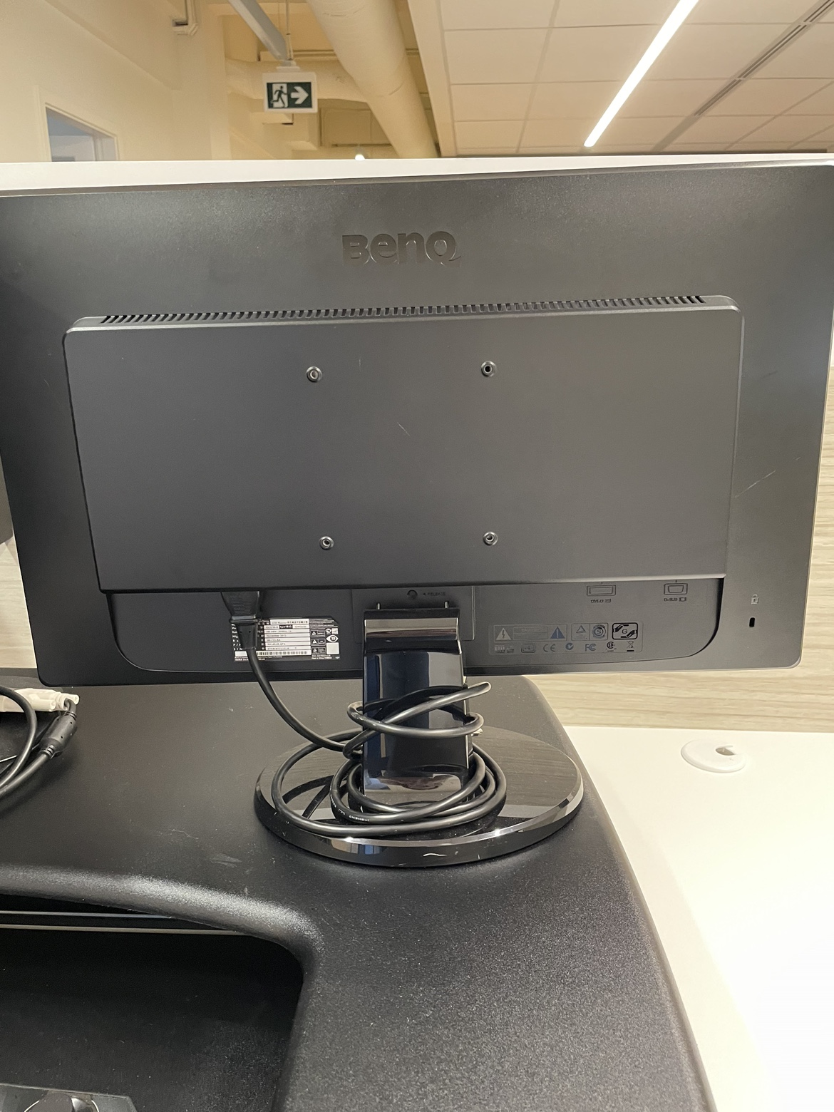 BenQ Monitor - photo 2