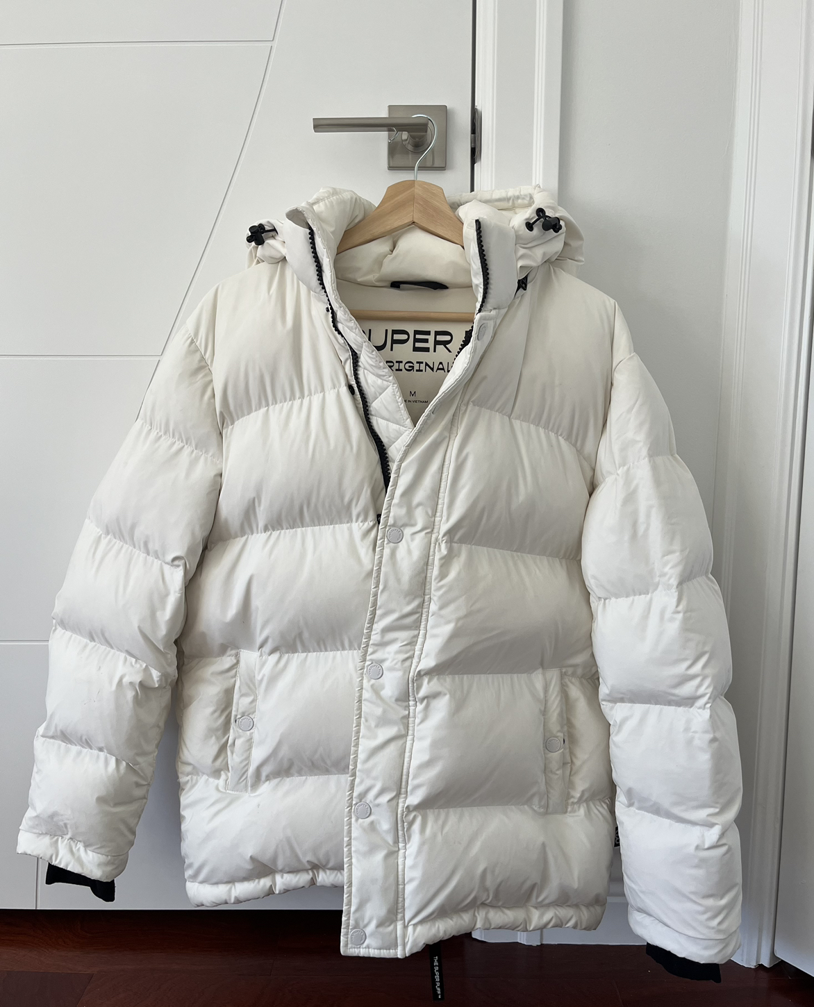 Aritzia Super Puff size medium
