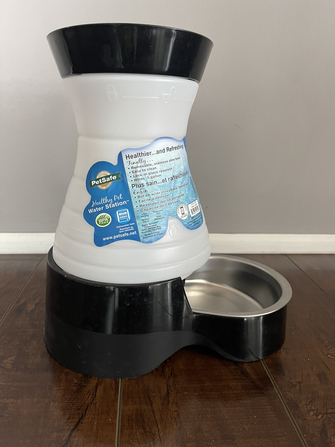 Self serve pet fountain thumbnail