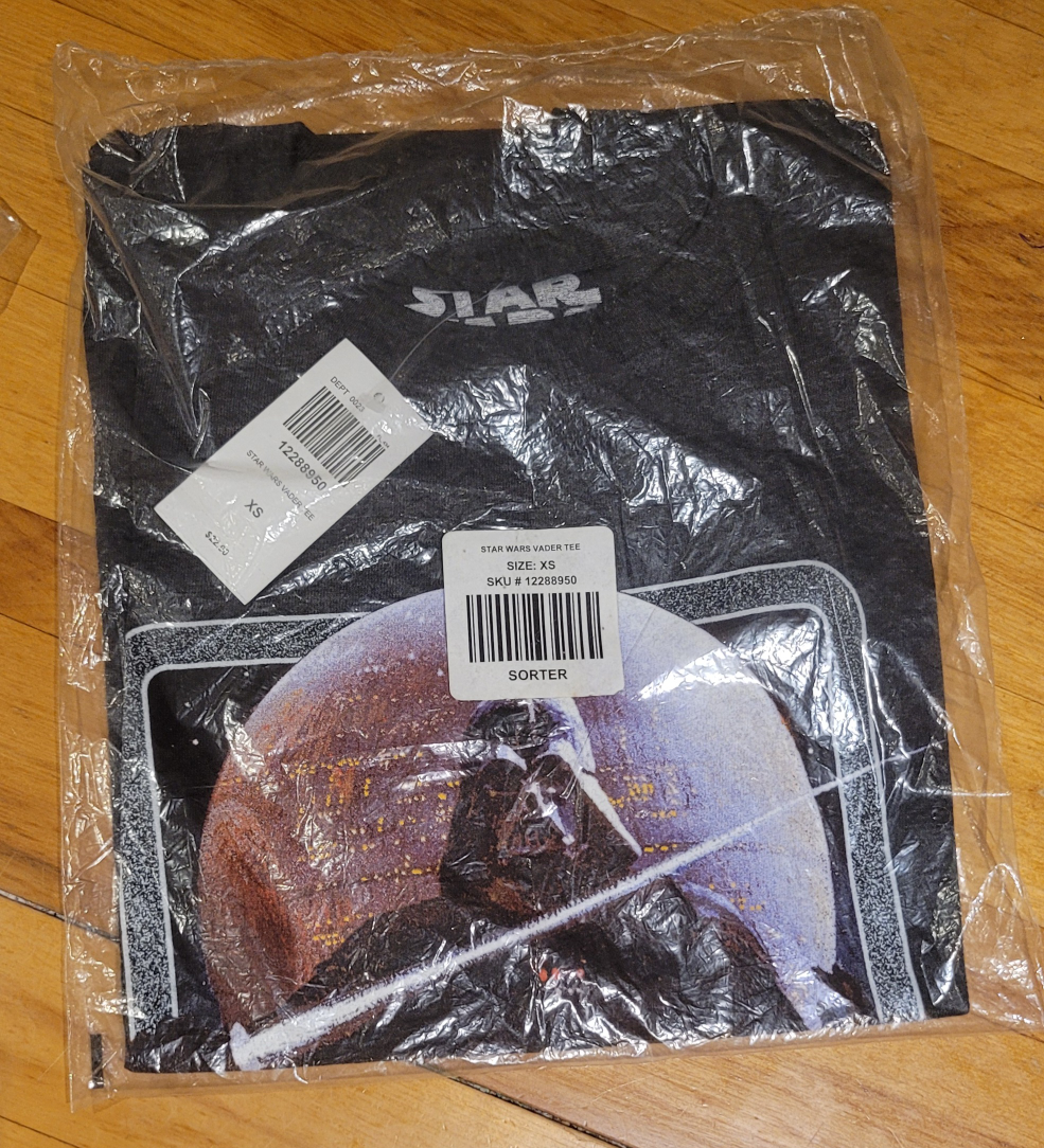 BNWT Star Wars Vader Tee image indicator(2)
