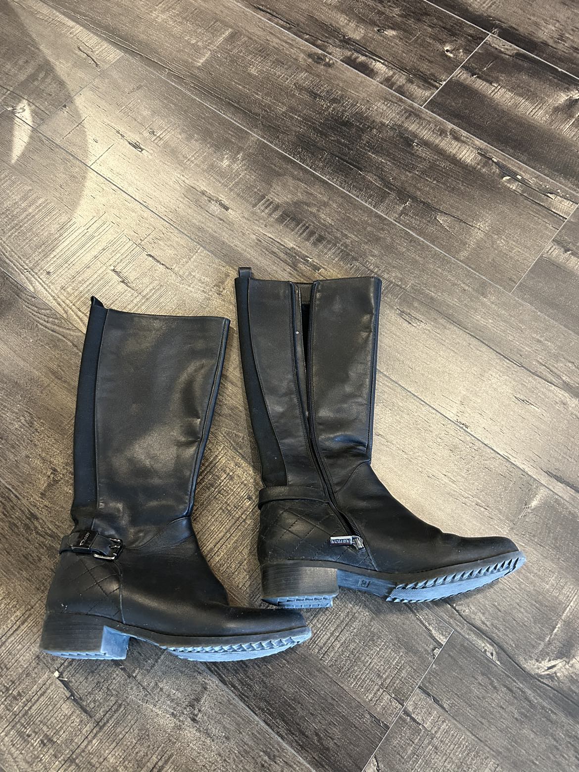 Artica Long Black Leather Winter Boots - women size 9 thumbnail