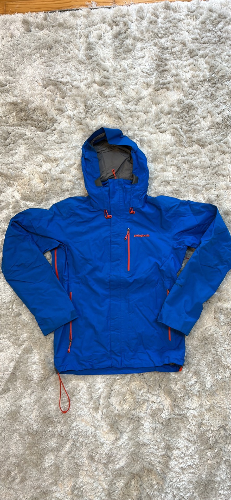 Patagonia Men’s Goretex Waterproof Jacket S thumbnail