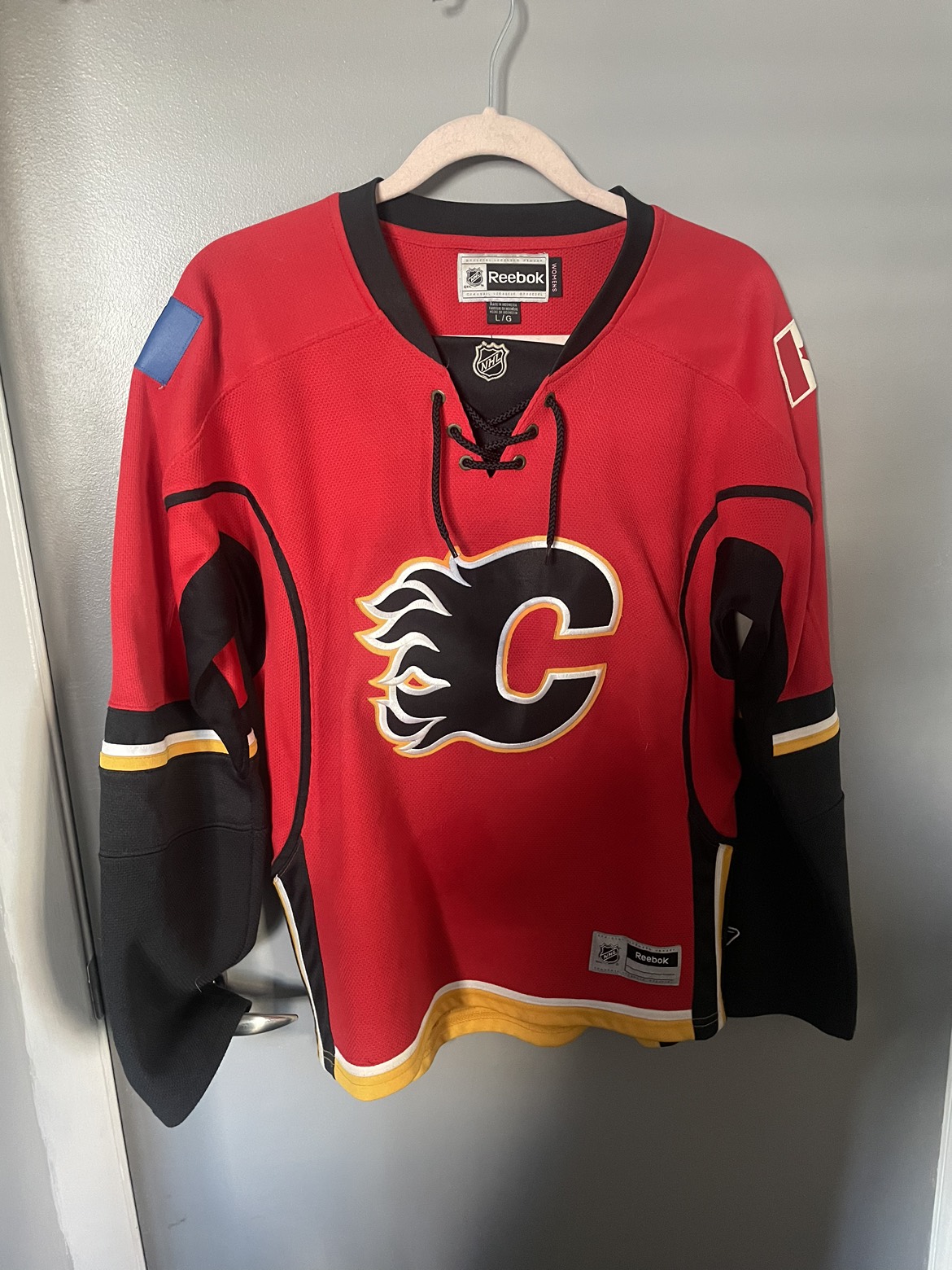 Ladies Flames Jersey (Large)