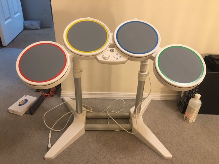 Wii rock and drumset