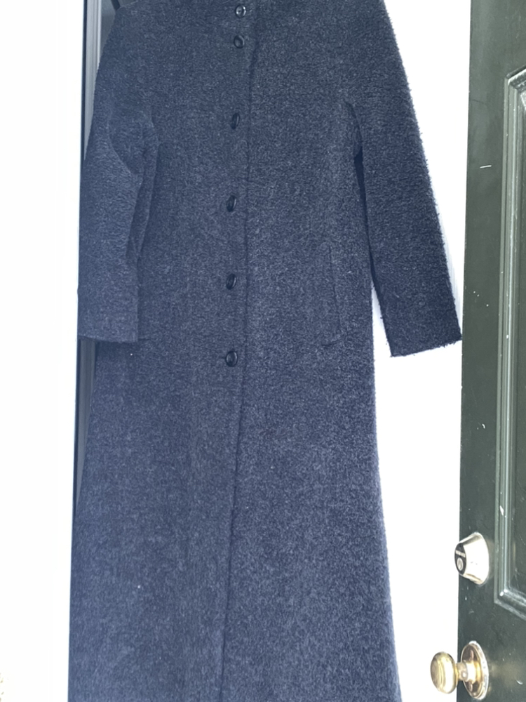 Maryse Roye designer long coat $30 used - photo 4