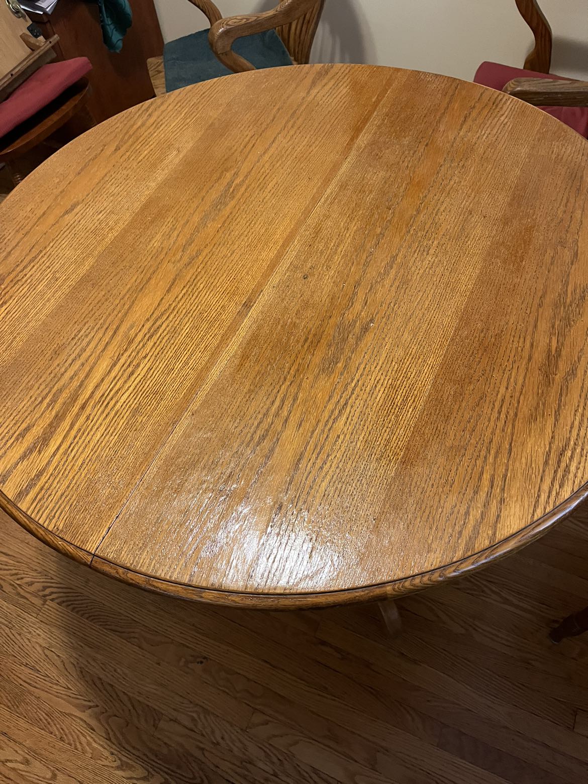 Solid wood Dinning table image indicator(3)