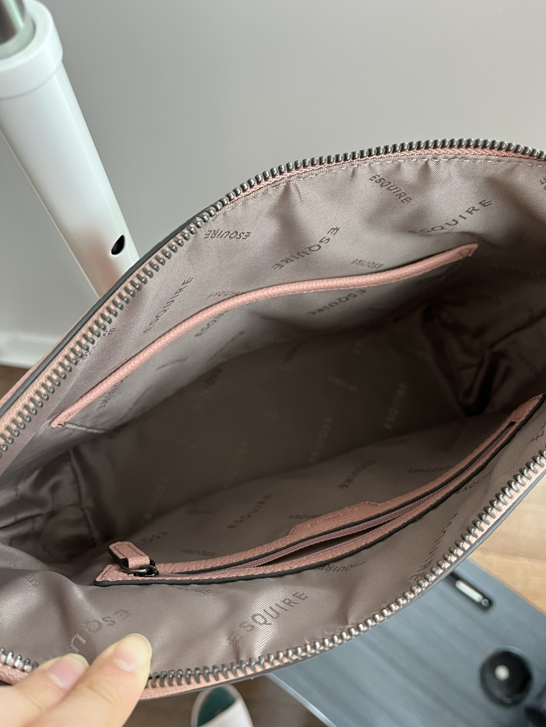 Pink leather purse/crossbody - photo 3