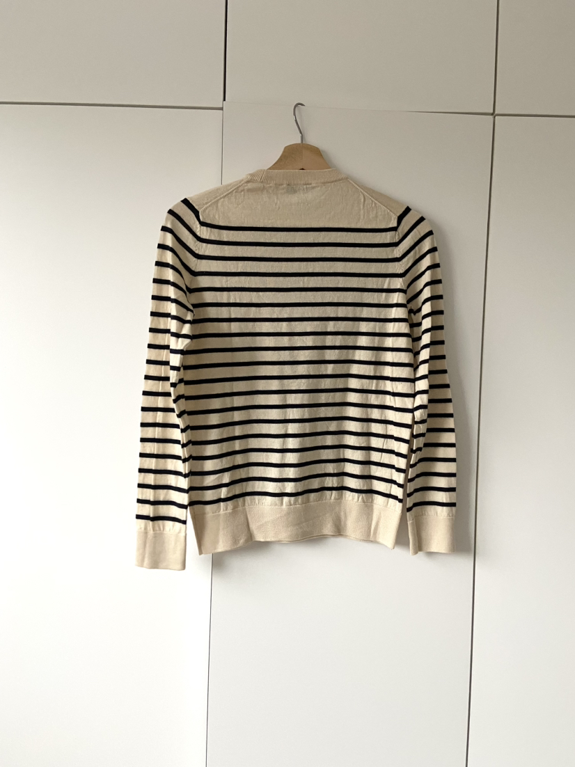 A.P.C. Navy stripe crew neck sweater size M image indicator(4)