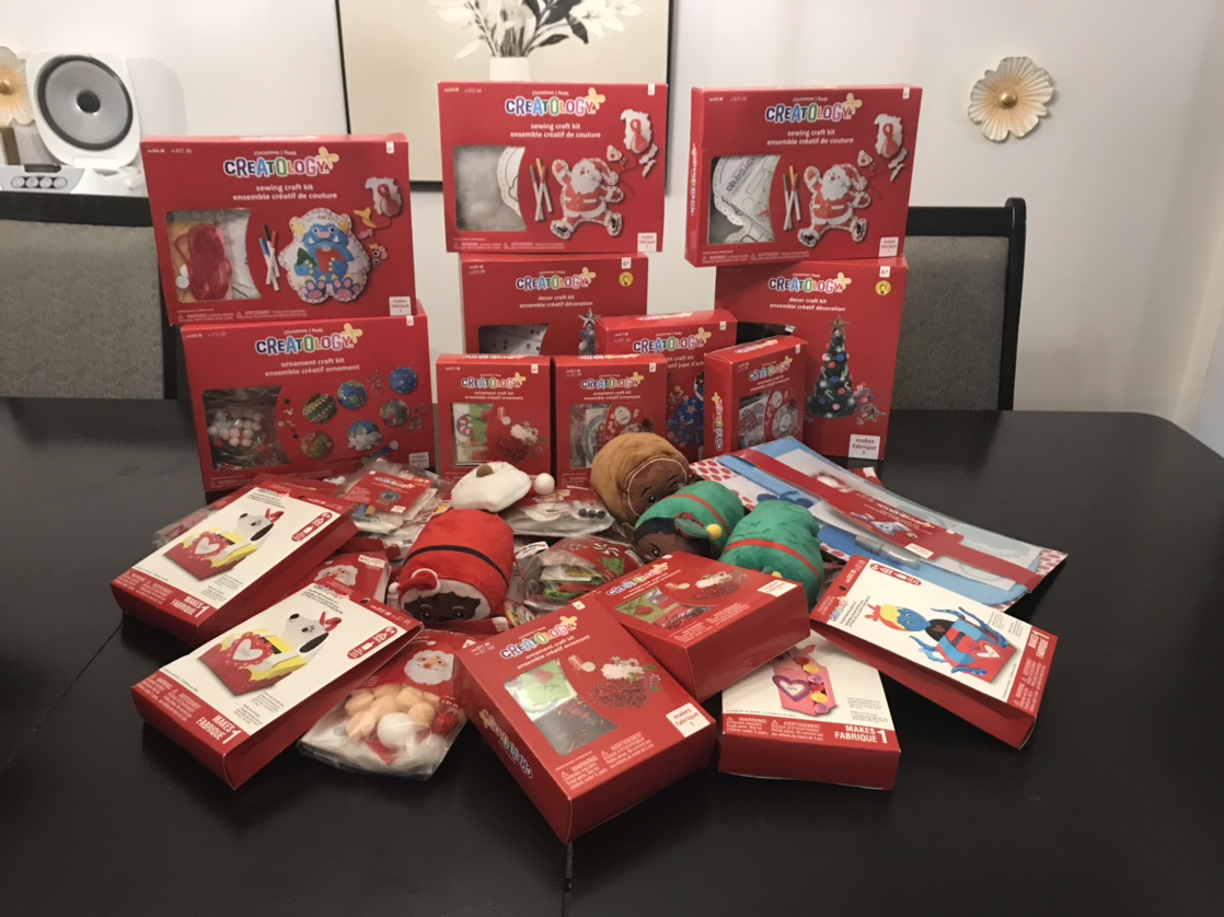Over $400.00 worth of new Kids Christmas crafts thumbnail