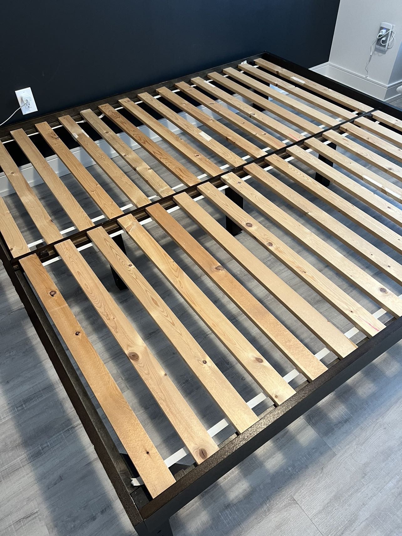 king size bed frame - photo 2