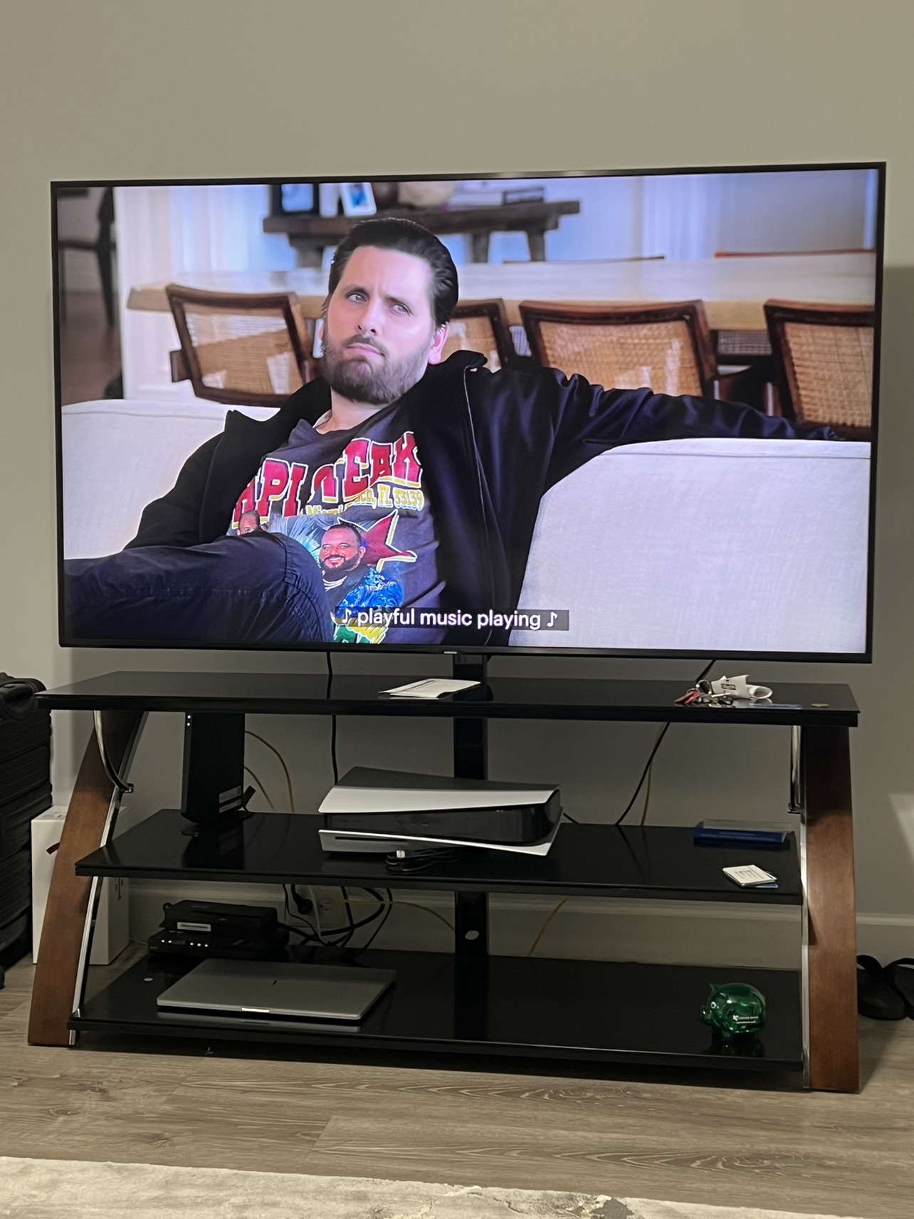 FREE TV STAND - photo 2