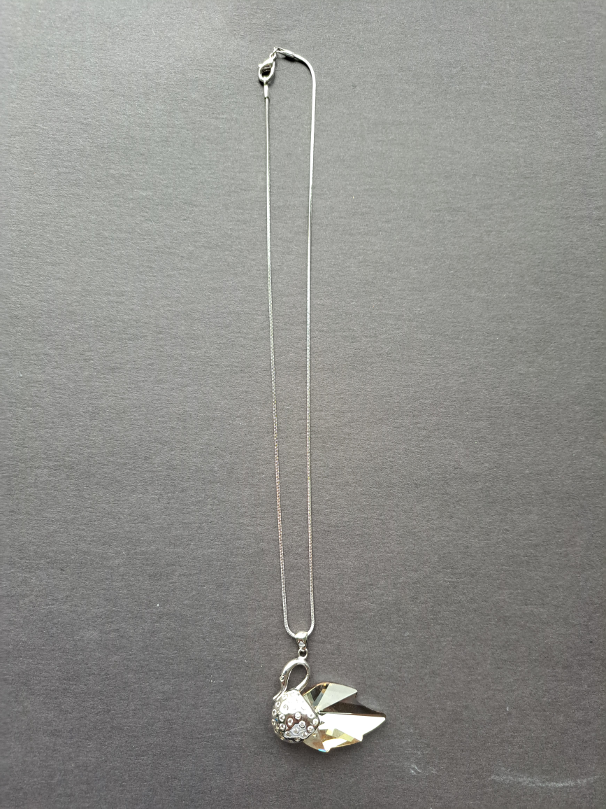 swan necklace 🦃 thumbnail
