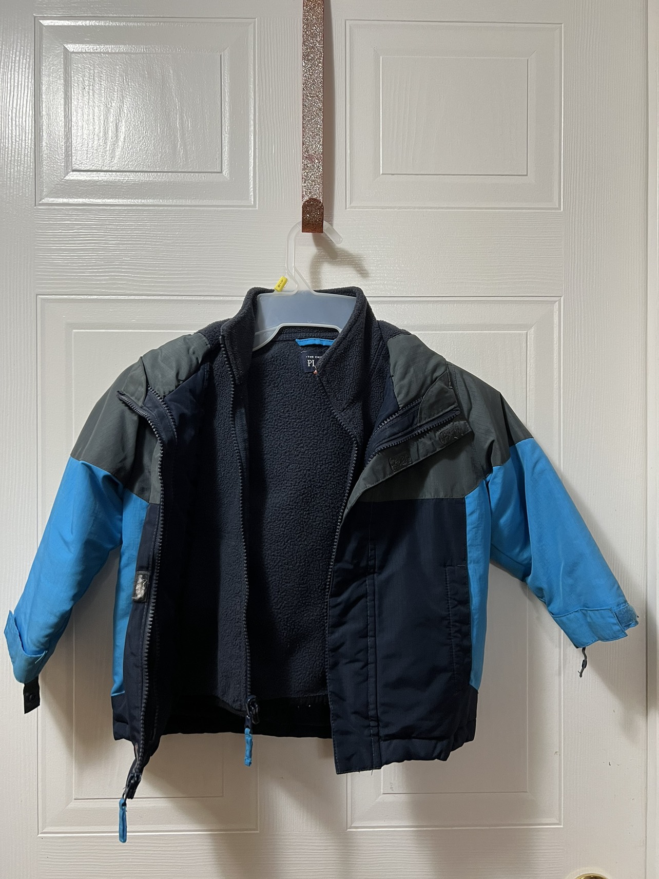 Winter jacket image indicator(2)