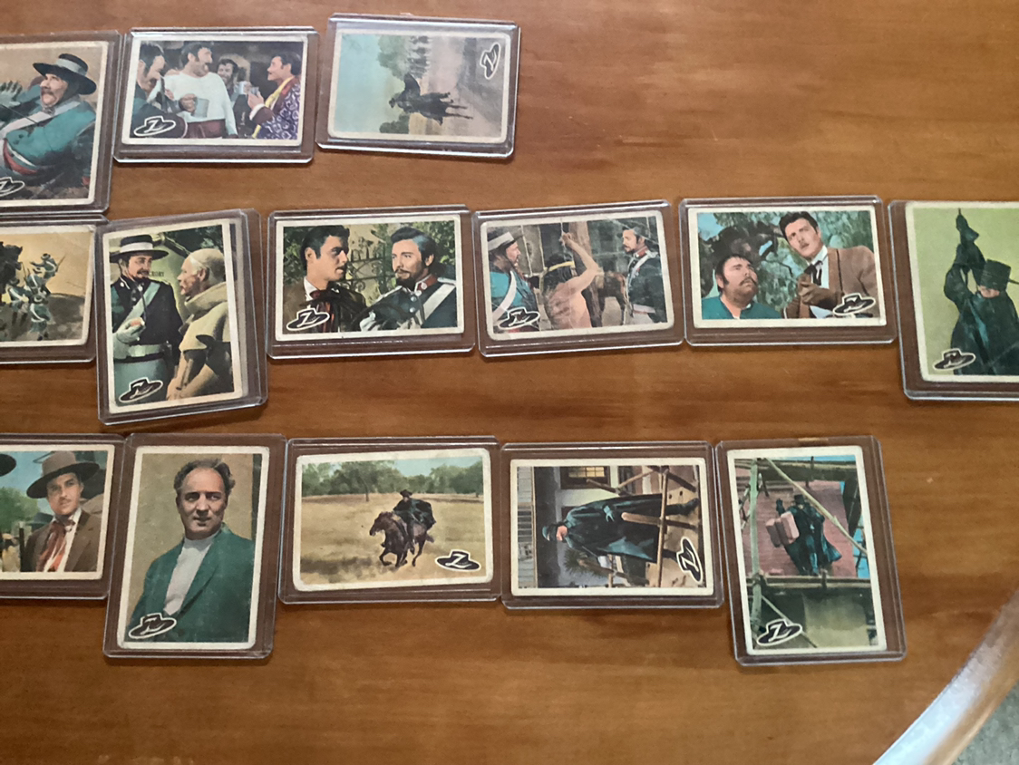Lots o’ 1958 TOPPS & PARKHURST ZORRO trading cards image indicator(3)