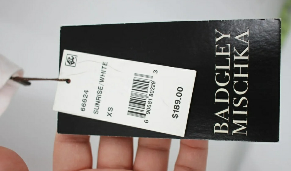 Badgley Mischka trench jacket - photo 3