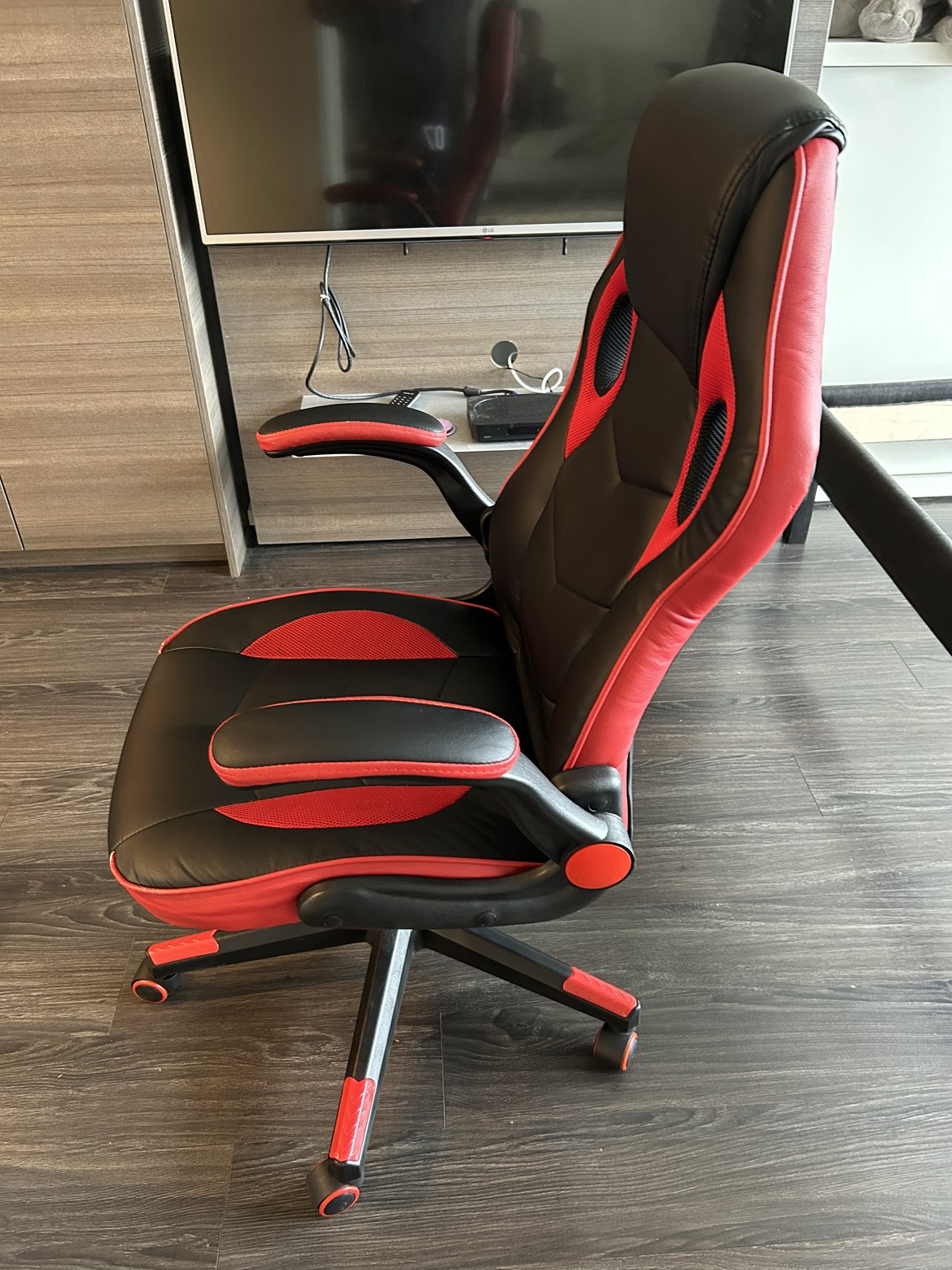 Gaming chair - photo 2