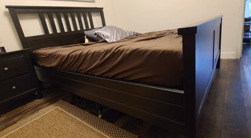 solid wood bedframe - photo 2