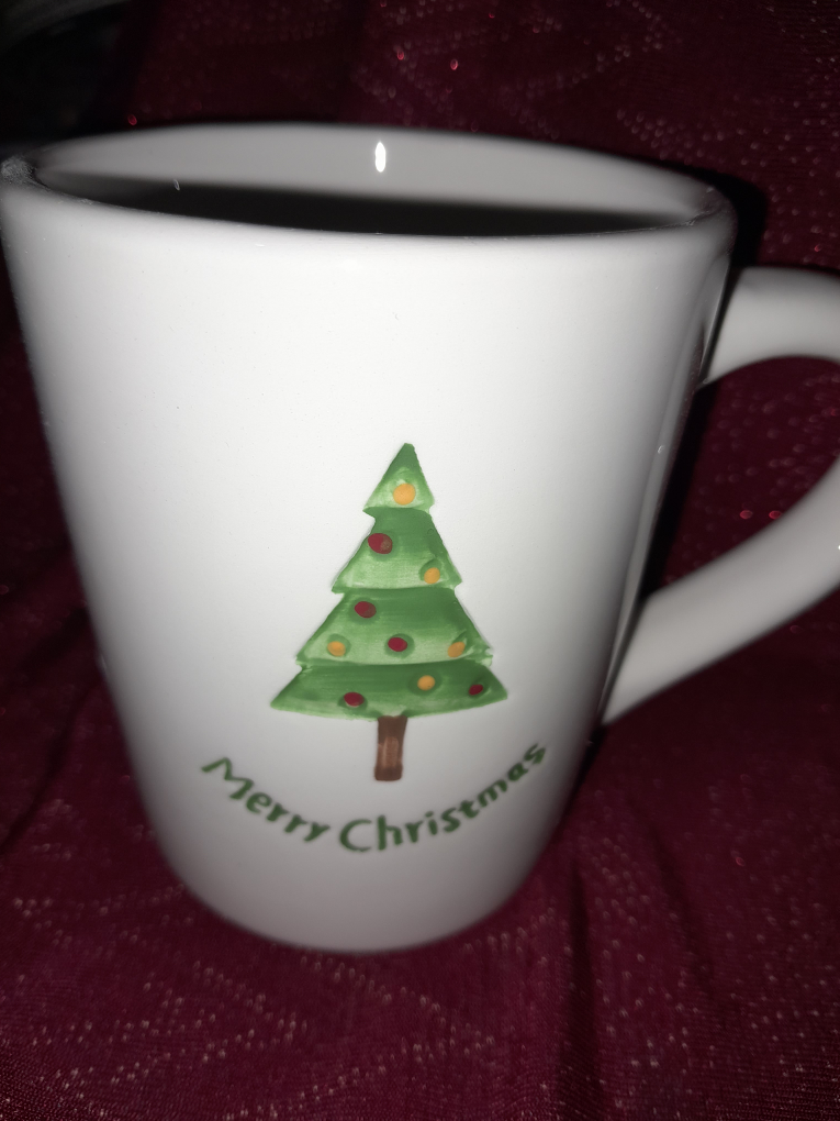 Set of 4 Christmas mugs image indicator(3)