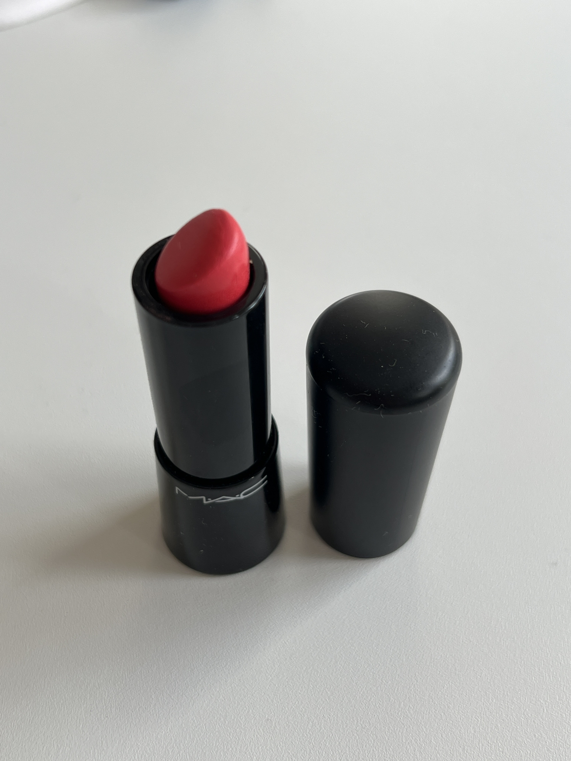 mac lady at play lipstick thumbnail