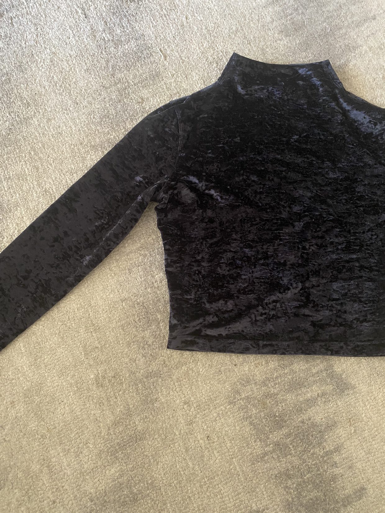 Lululemon Black Velvet suit One set - photo 4