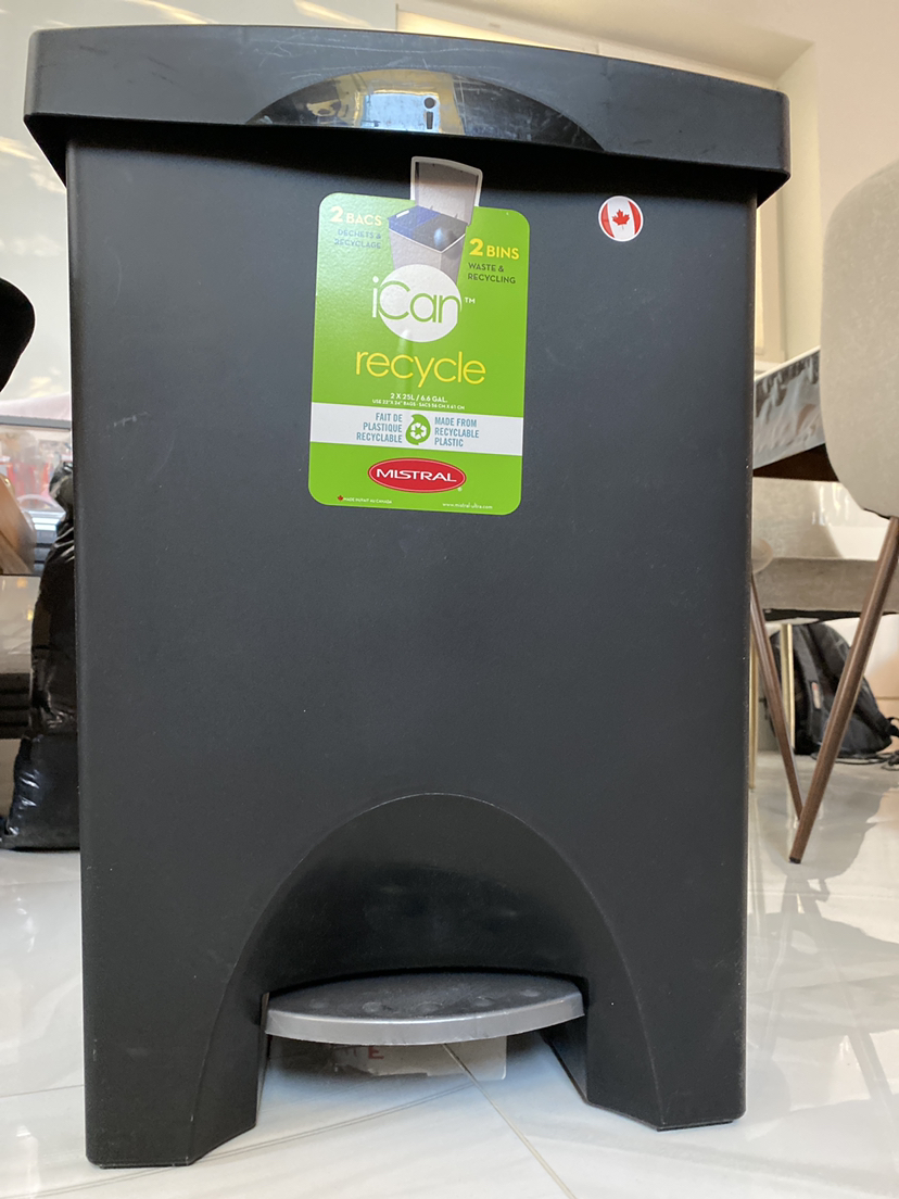 Mistral garbage container Shell only
