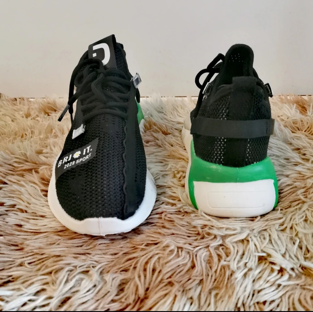 Brand New Mesh Fashion Sneaker - photo 3