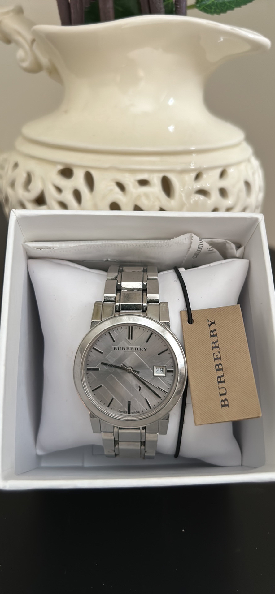 Ladies luxury watches for sale!! image indicator(2)