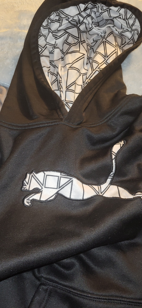 #freecycle  Black boy's pullover hoodie image indicator(2)