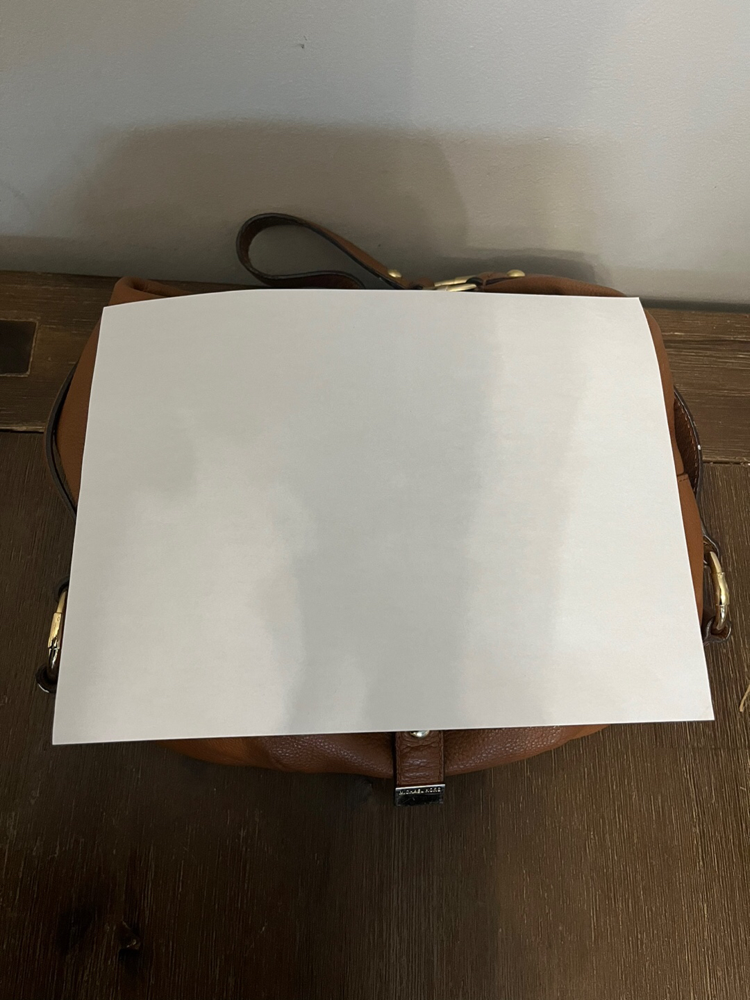 Michael Kors Bag with crossbody strap image indicator(5)