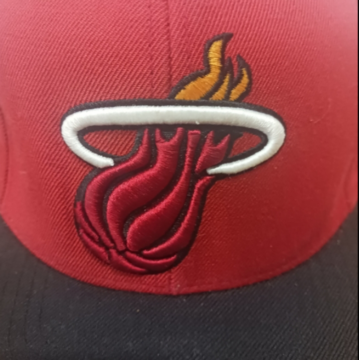 Miami heat snapback - photo 2