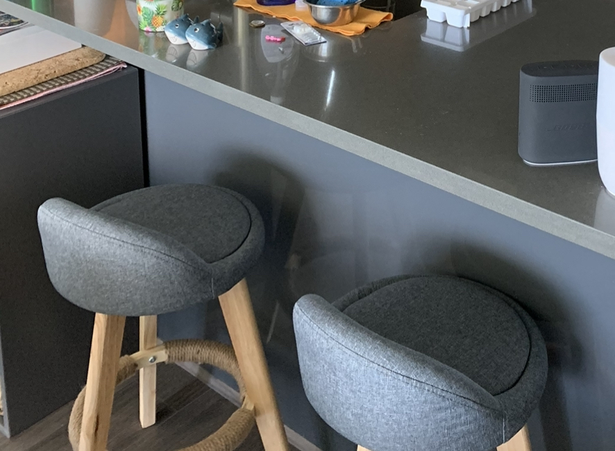 gray wooden bar stools - photo 3