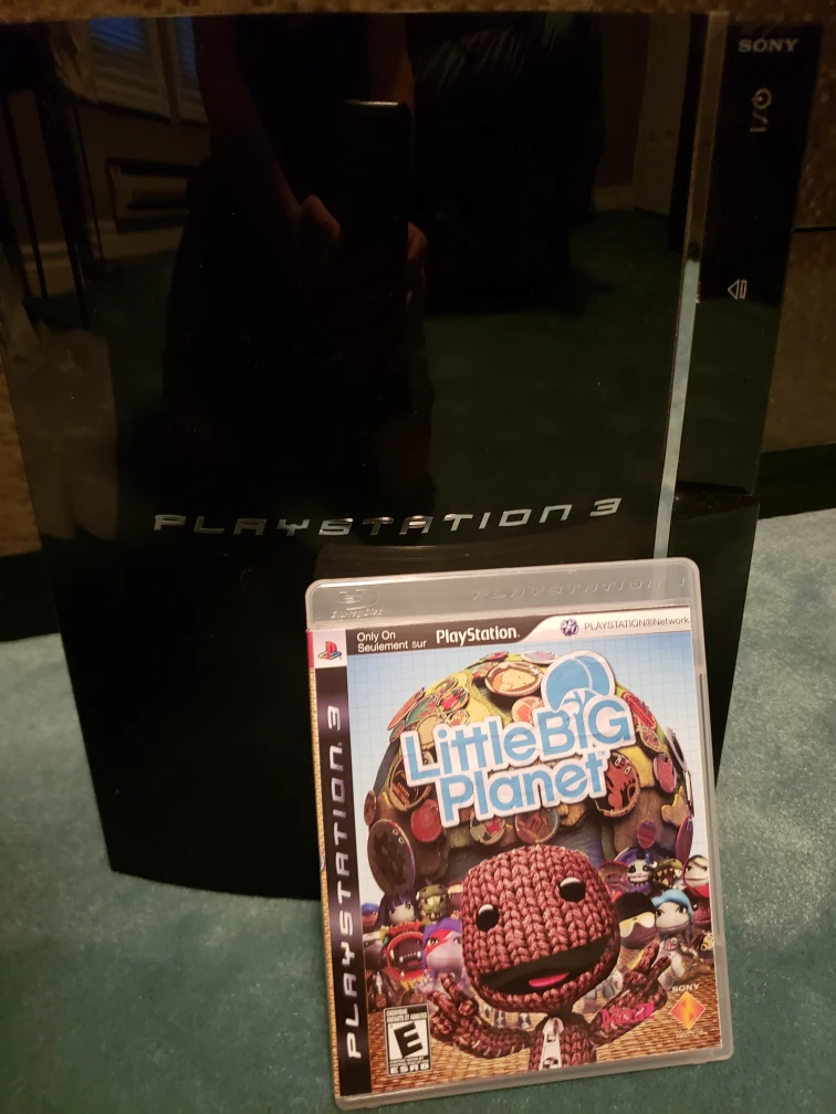 Sony Playstation 3 (PS3) + Little Big Planet Game