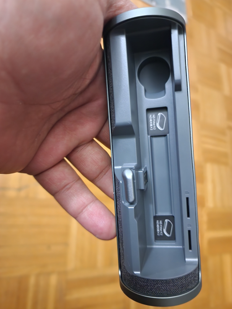 DJI Osmo Pocket Charging Case - photo 3