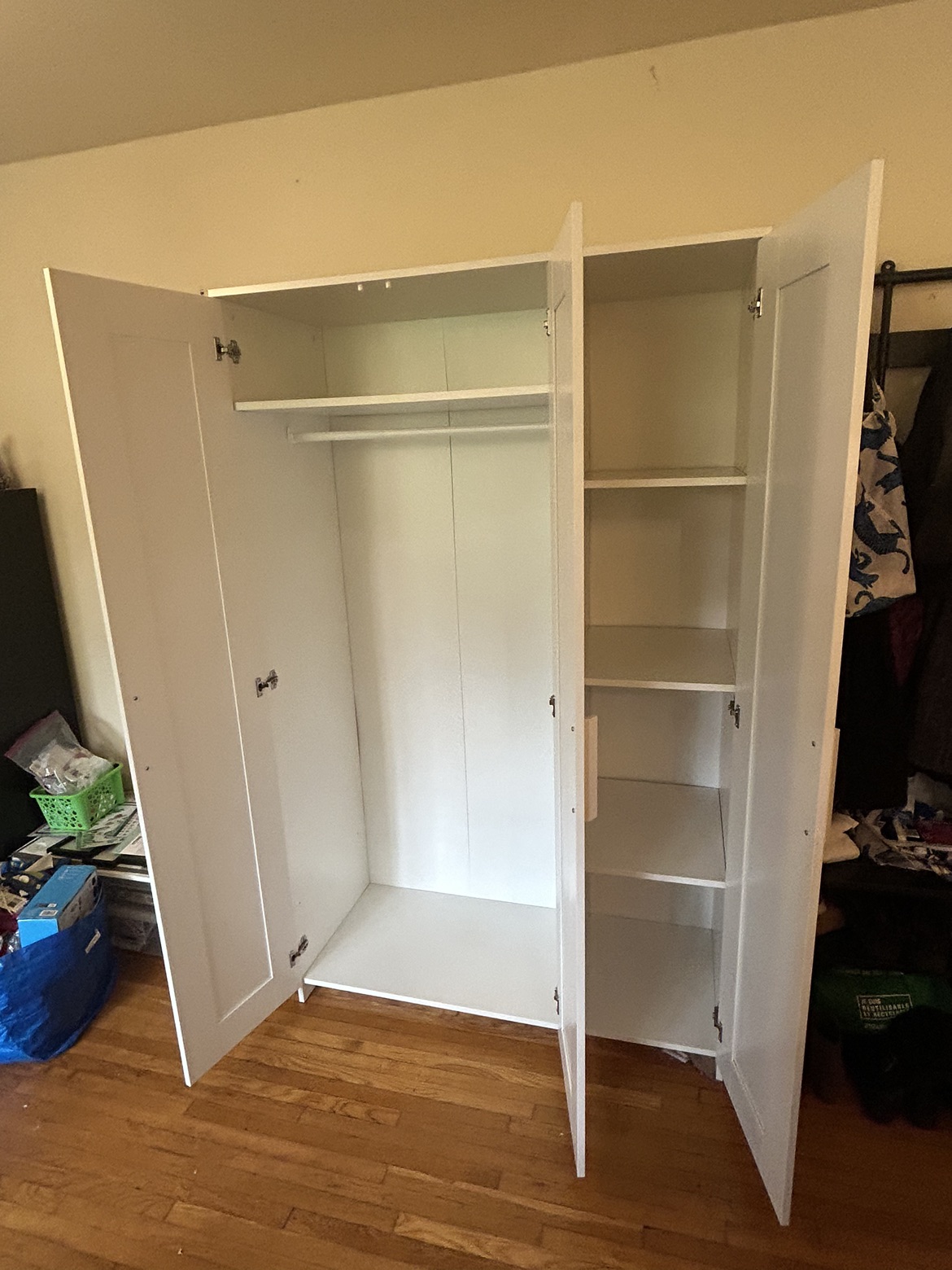 VGUG Ikea BRIMNES Wardrobe with 3 doors, white, 117x190 cm image indicator(2)