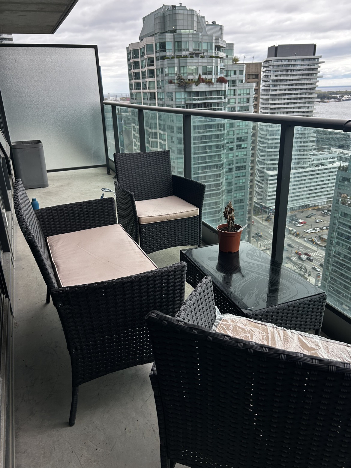 Indoor/outdoor patio set - photo 2