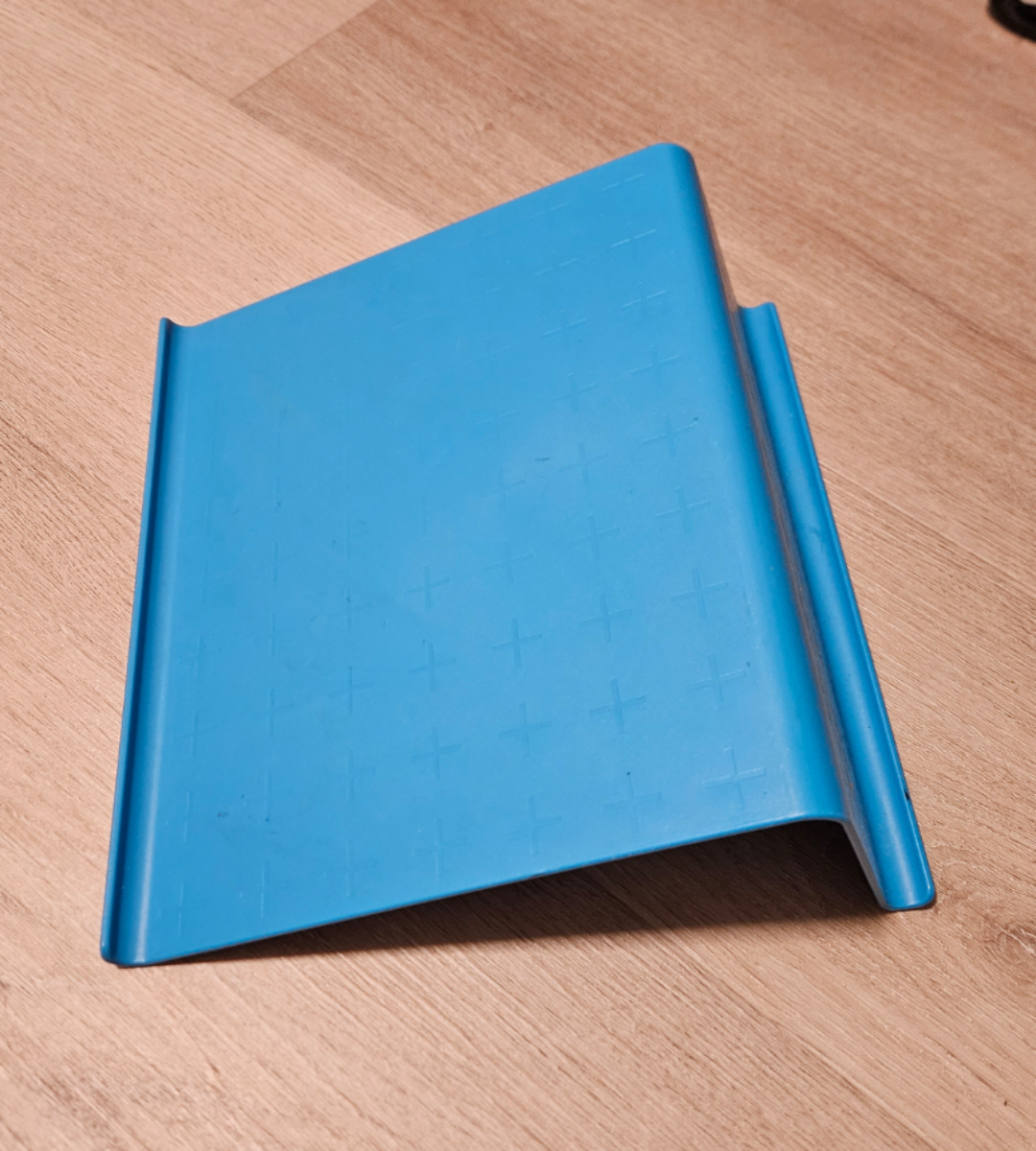 Tablet stand (or book) - photo 2