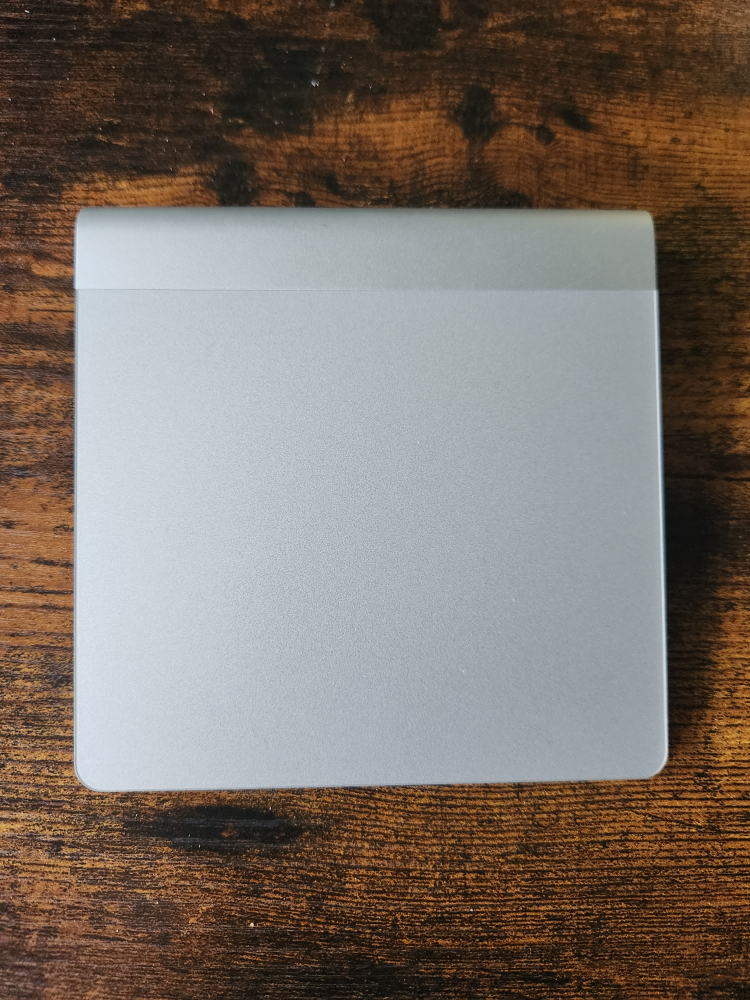 Apple wireless trackpad thumbnail