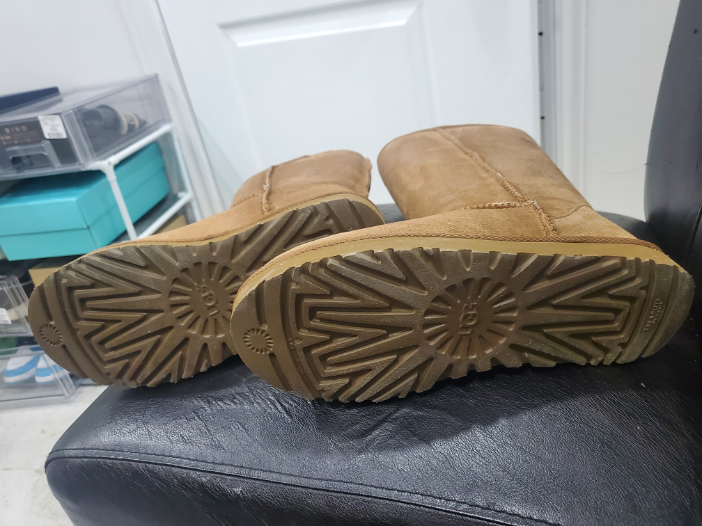 Brand new UGG Classic Tall II Boot image indicator(4)