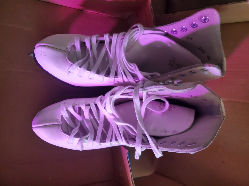 Bauer skates girls 8 1/2 - photo 4