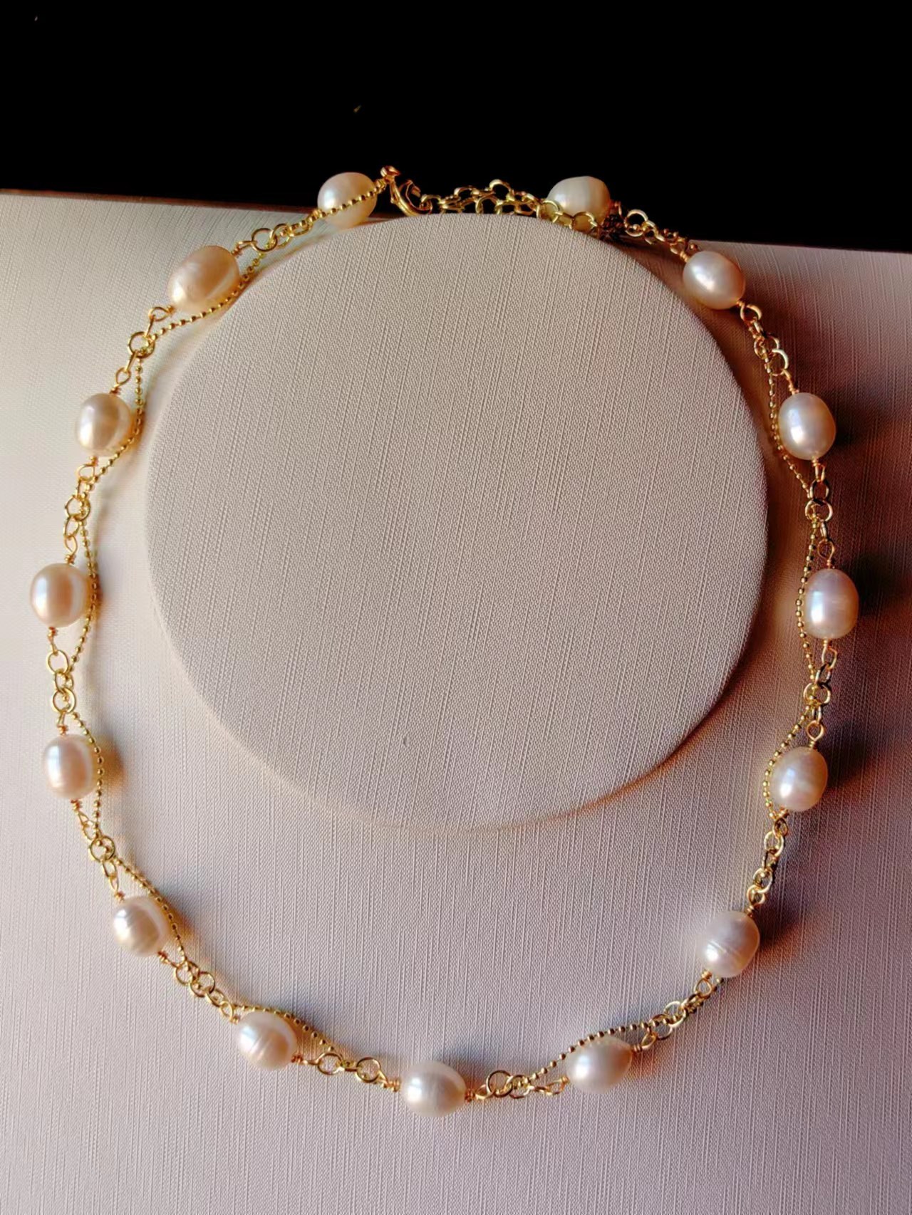 Lace Pearl necklace