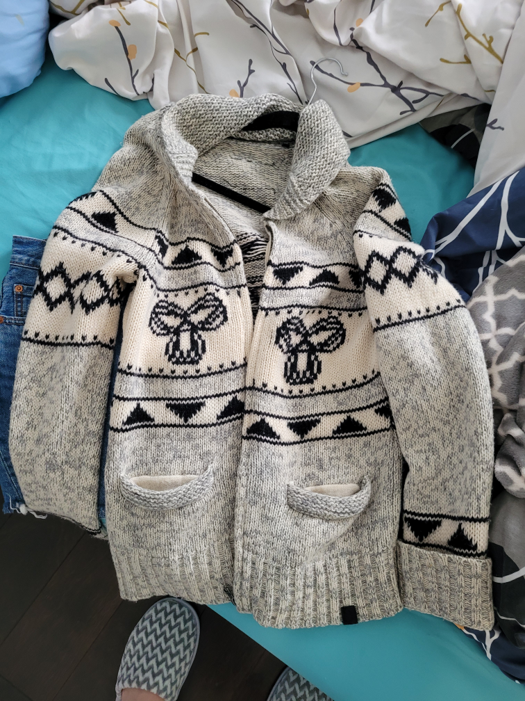 TNASweater